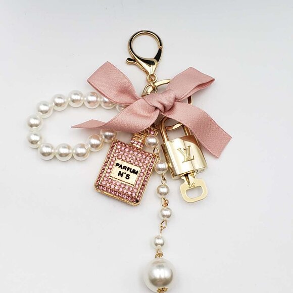 Authentic Louis Vuitton Lock & Key with unbranded Bagcharm, Keycharm, Keychain - Picture 4 of 8